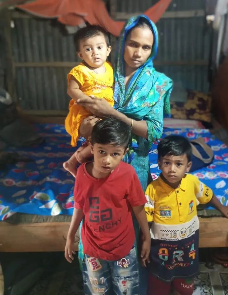 কর্মক্ষম স্বামীকে হারিয়ে ৩ সন্তান নিয়ে বিপাকে পরেছেন স্ত্রী আন্নি আকতার