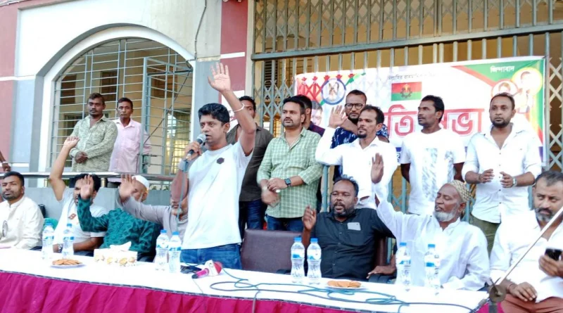 ফেনীর বন্যার্তদের পাশে মাহমুদনগর যুব সমাজ
