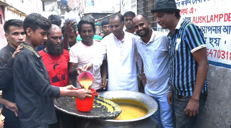 চাষাড়ার বৈষম্য বিরোধী ছাত্র আন্দোলনে নিহতদের আত্মার শান্তি কামনায় দোয়া ও কাঙ্গালী ভোজ