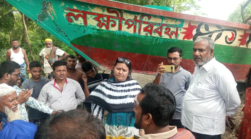 জিম্মায় রাখা চোরাই ট্রলার ছেড়ে না দেওয়ায় ইউপি সদস্যকে মারধর