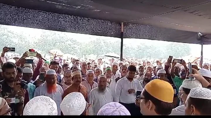 সাবেক মন্ত্রী ও এমপি মোস্তাফিজুর রহমান ফিজার এর দাফন কার্য সম্পন্ন