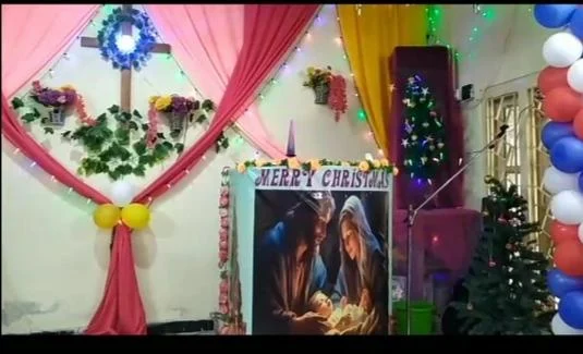 দিনাজপুরের ফুলবাড়িতে ব্যাপক উৎসাহ উদ্দীপনার মধ্য দিয়ে বড়দিন পালিত