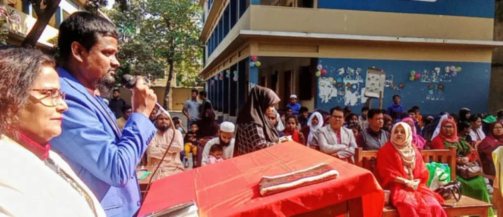 ফতুল্লার কমর আলী স্কুলে মহান বিজয় দিবস উদযাপন