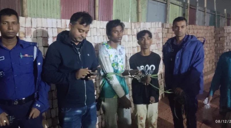 ফতুল্লায় ছুরিকাঘাতে যুবককে হত্যার অভিযোগ, আটক ২