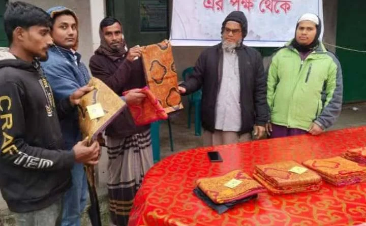মতলব উত্তরে বাংলাদেশ জামায়াতে ইসলামী কর্তৃক শীতবস্ত্র বিতরণ