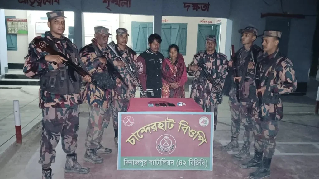 পীরগঞ্জ সীমান্তে আটক মা-ছেলেকে ফেরত দিয়েছে বিএসএফ
