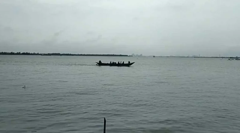 মেঘনায় বালু উত্তোলন কে কেন্দ্র করে গোলাগুলিতে নিহত দুই, আহত ১