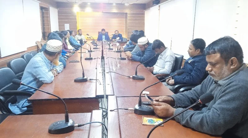 ফুলবাড়িতে সাংবাদিকদের সঙ্গে উপজেলা নির্বাহী অফিসারের মতবিনিময় সভা