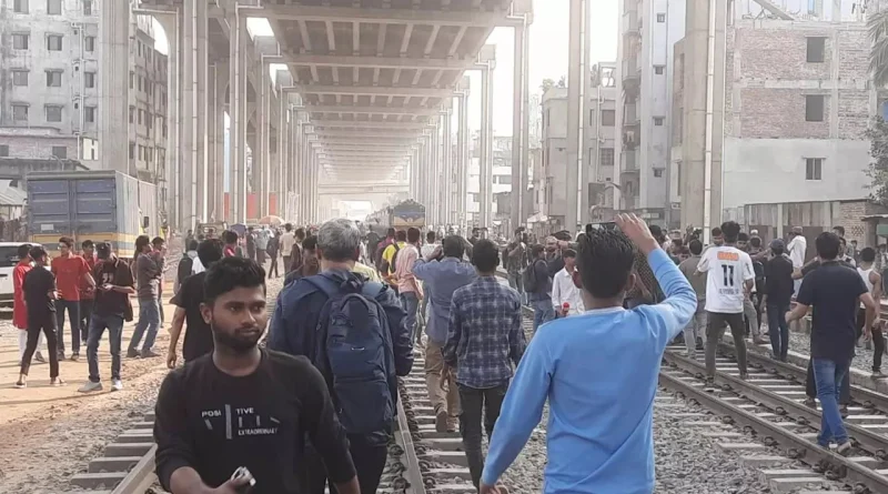 আলটিমেটাম দিয়ে আন্দোলন প্রত্যাহার তিতুমীর শিক্ষার্থীদের
