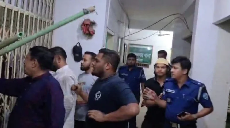 নেতাকে ছাড়িয়ে নিতে থানায় হামলা, গ্রেপ্তার ৬