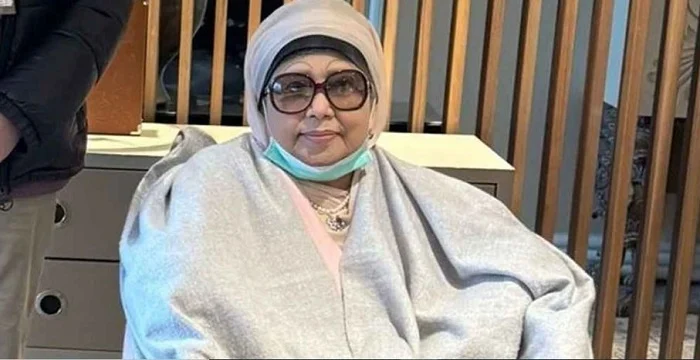 লন্ডনে খালেদা জিয়ার ‘পূর্ণাঙ্গ স্বাস্থ্য পরীক্ষা’ শুরু