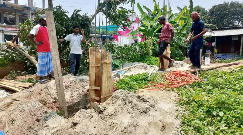 রূপগঞ্জে দেড় যুগ পর আওয়ামী লীগ দোসরের কাছ থেকে জমি ফিরে পেল প্রকৃত মালিক