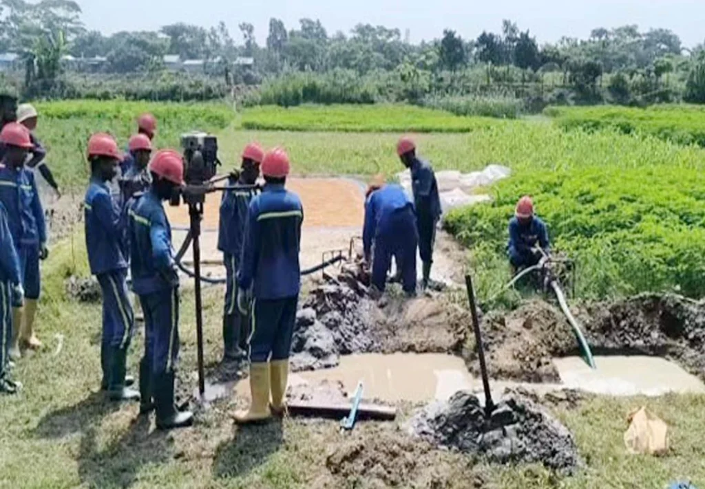 মতলব উত্তরে গ্যাস অনুসন্ধানে বাপেক্সের কূপ খনন