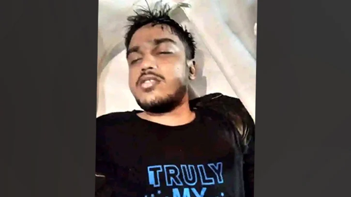 বন্দরে খেয়া পারের সময় নদীতে পড়ে কলেজ ছাত্রের মৃত্যু