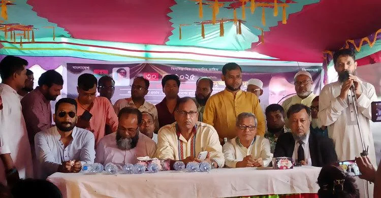নির্বাচিত সরকার রাষ্ট্রক্ষমতায় না এলে সংকট দূরীভূত হবে না : শামসুজ্জামান দুদু