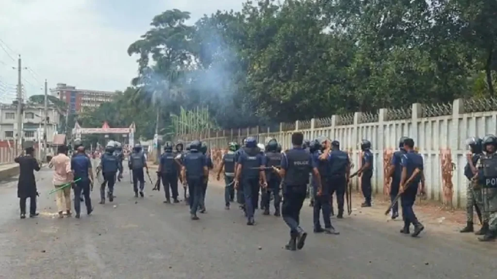 গোপালগঞ্জে ২২ ঘণ্টার জন্য কারফিউ জারি