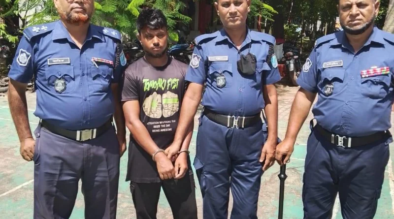 আড়াইহাজারে বাবাকে হাতুড়িপেটা করে হত্যার ঘটনায় ছেলে গ্রেফতার