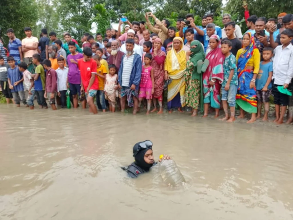 কুড়িগ্রামে তিস্তা নদীতে মাছ ধরতে গিয়ে এক বৃদ্ধ নিখোঁজ