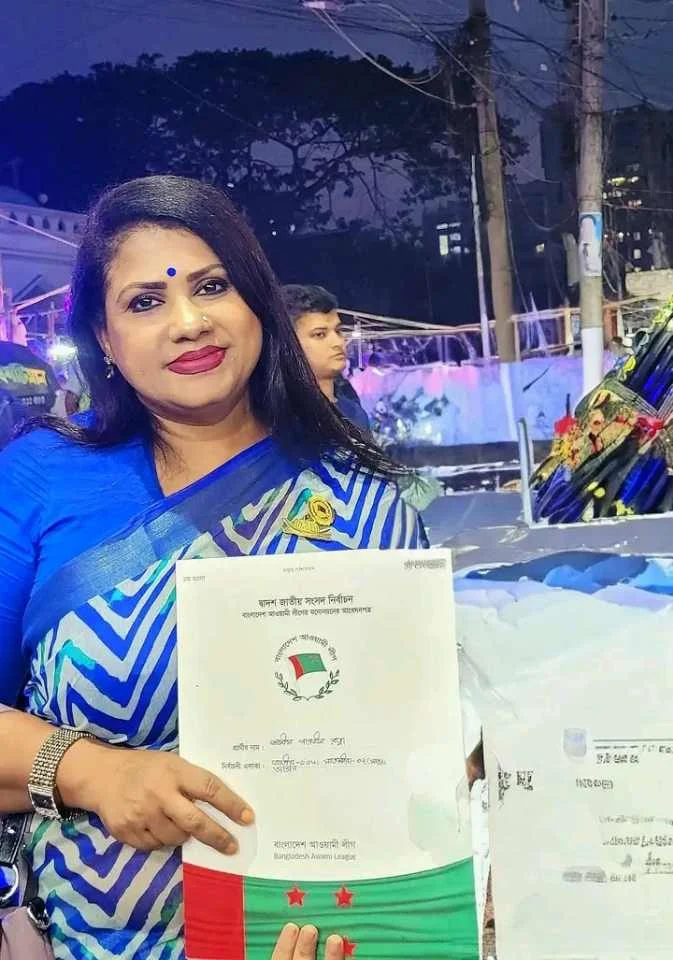সাতক্ষীরায় আওয়ামী লীগ নেত্রী আটক