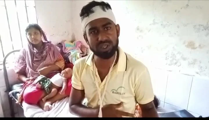 ফুলবাড়িতে পূর্ব শত্রুতার জের ধরে অসহায় পরিবারকে মারধরের অভিযোগ 