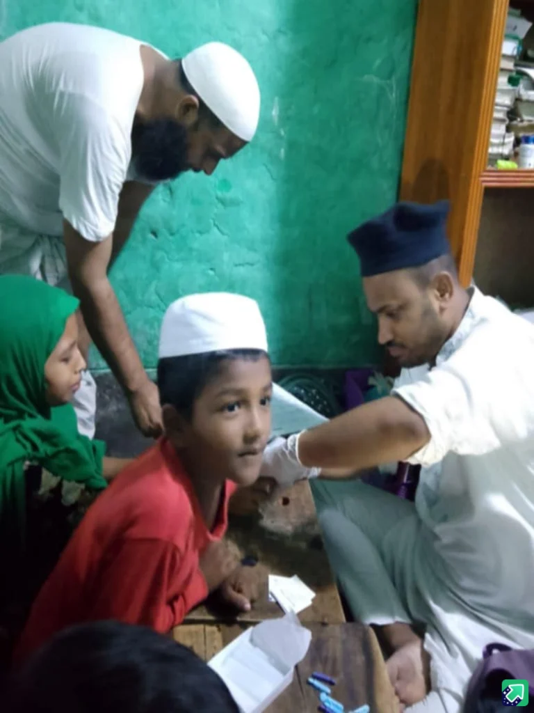 মানবতার পাঠ ও আনন্দের মিলন, রক্তের গ্রুপ জানল মাদ্রাসার শিক্ষার্থীরা