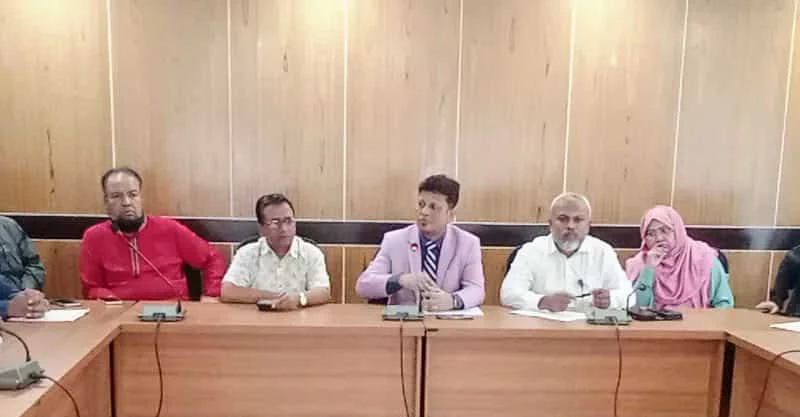 না’গঞ্জে বেসরকারি হাসপাতাল মালিকদের নিয়ে মতবিনিময় সভা