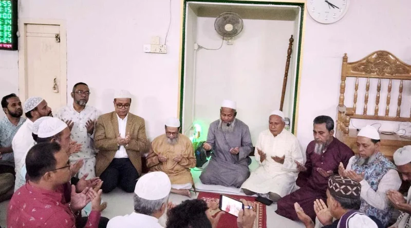 খালেদা জিয়ার সুস্থতা কামনায় না’গঞ্জ মহানগর বিএনপির মিলাদ ও দোয়া অনুষ্ঠিত