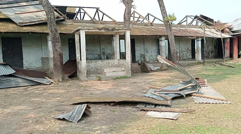 গৌরীপুরে ঝড়ে শিক্ষা প্রতিষ্ঠান ‘লন্ডভন্ড’  শিক্ষা কার্যক্রম ব্যাহত হওয়ার সংশয়