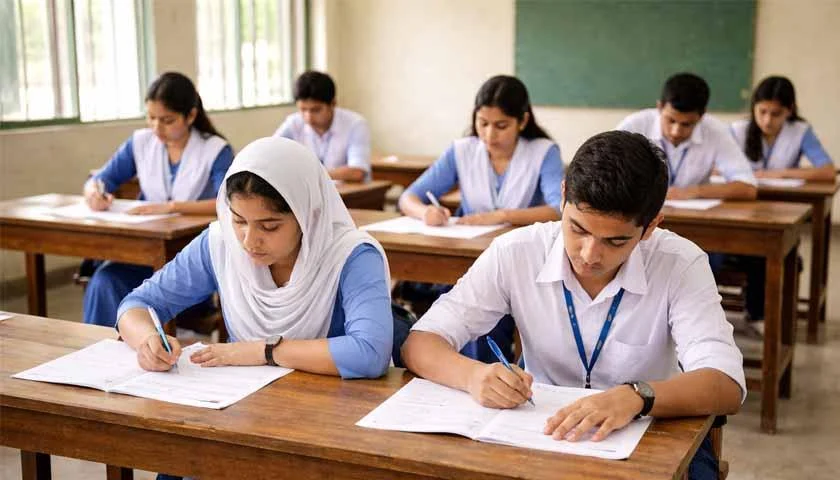 ফুলবাড়ীতে এসএসসি পরীক্ষার ১ম দিনে ২৭ পরীক্ষার্থী অনুপস্থিত