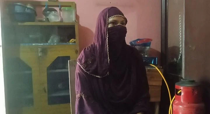 মাদকের বিরুদ্ধে ফেসবুকে লেখালেখি করায় প্রবাসীর বাড়িতে হামলা স্ত্রী আহত