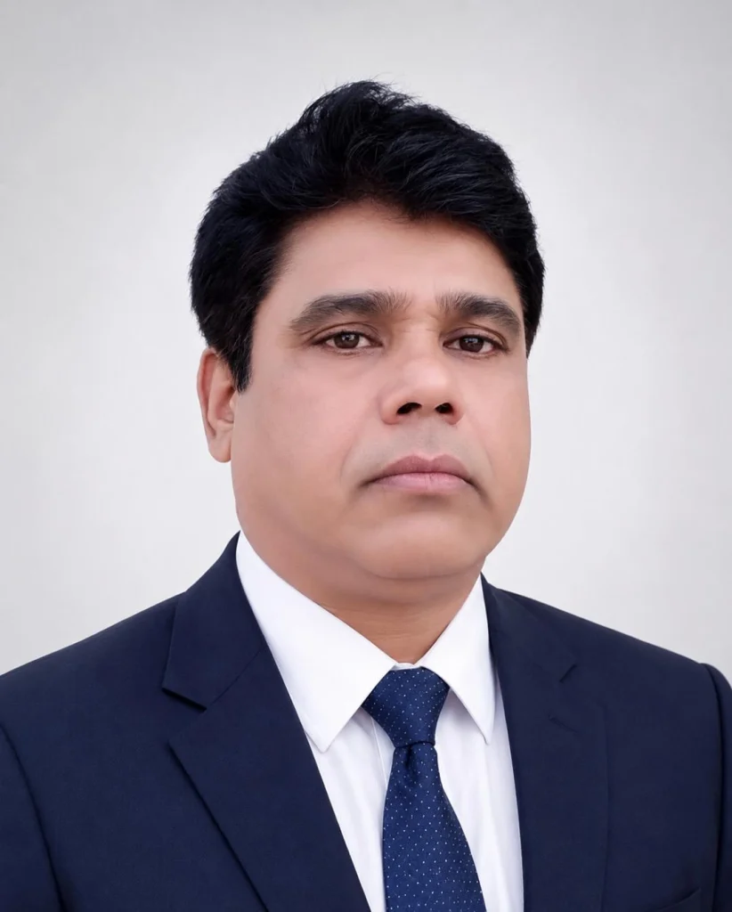 পচন যখন গোড়ায়: একটি ডিম হাতিয়ে নেওয়া ও আমাদের সামষ্টিক নৈতিক দেউলিয়াত্ব  – নিকোলাস বিশ্বাস